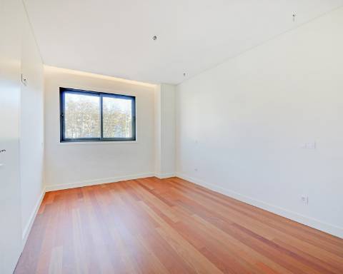 Apartamento T3 com varanda para venda em Matosinhos, Porto