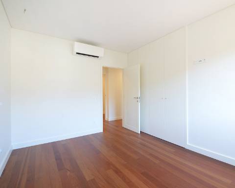 Apartamento T3 com varanda para venda em Matosinhos, Porto