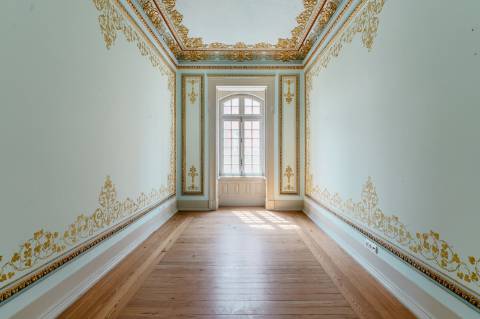 Palacete histórico no Estoril com vista de Mar