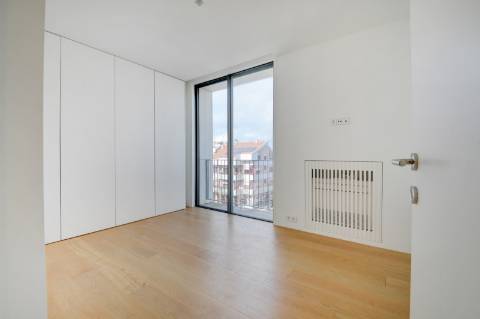 Moradia T3 com terraço e piscina, na Foz do Douro, Porto