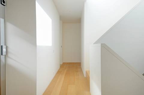 Moradia T3 com terraço e piscina, na Foz do Douro, Porto