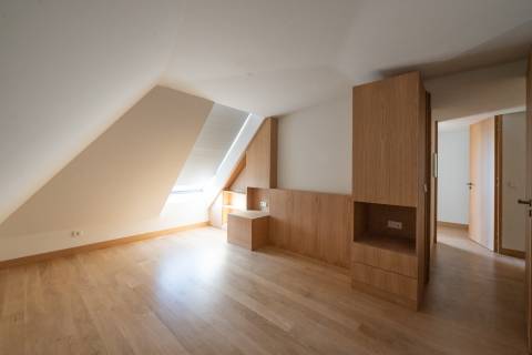 Apartamento T3 duplex no centro da cidade com varanda