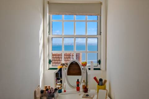 T1+1 Duplex em Alfama, com vista Rio