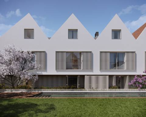 T4 Duplex no Condominio Privado Pateo da Cordoaria