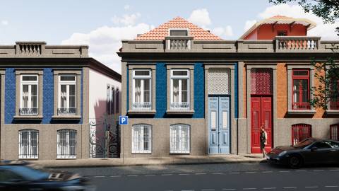 Moradia histórica com garagem a 200 metros praia