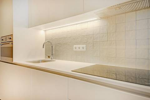 Apartamento T1 no centro do Porto em edifício histórico