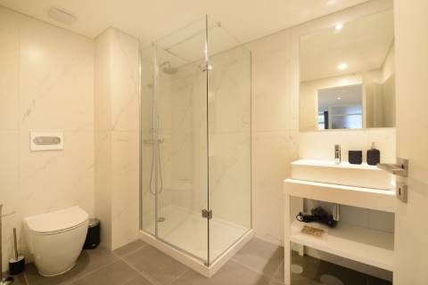 Apartamento T1 no centro do Porto em edifício histórico