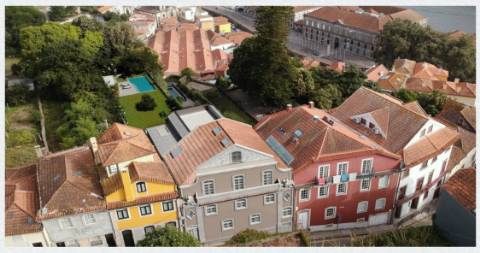 T2 com vista de Rio no Porto