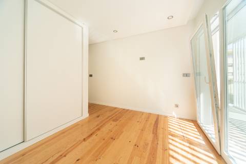 T4 com terraço em São João do Estoril