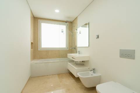 T3+1 Duplex com terraço em São João do Estoril