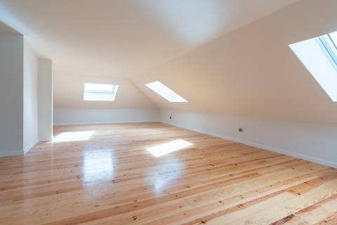 T3+1 Duplex com terraço em São João do Estoril