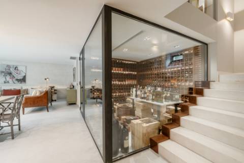 Moradia T5 com jardim e piscina no Restelo