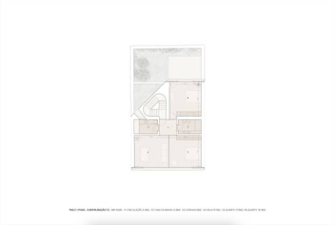 Prédio com projecto de arquitectura aprovado na CML para venda em Campolide