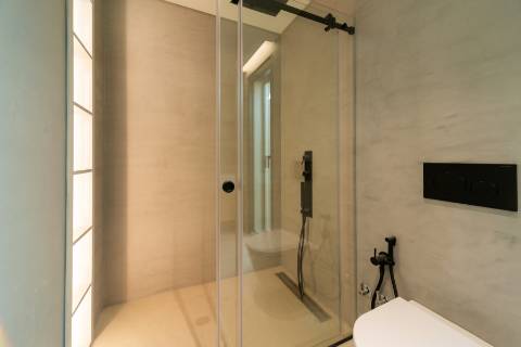 Moradia T4 de arquitetura moderna com jardim e piscina em Murches