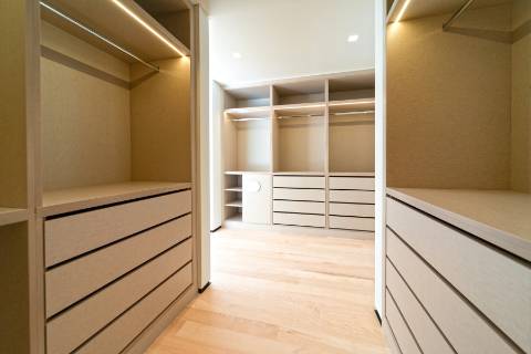 Moradia T4 de arquitetura moderna com jardim e piscina em Murches