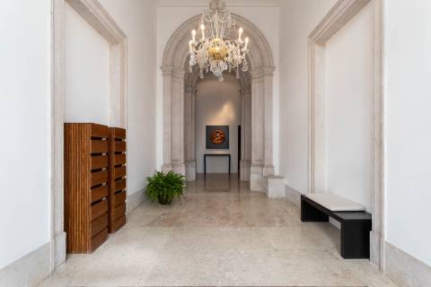 Apartamento T4 no Chiado com vista e garagem