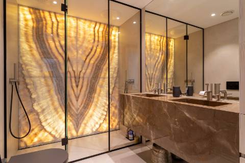 Apartamento T4 no Chiado com vista e garagem