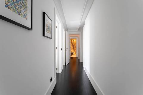 Apartamento T4 no Chiado com vista e garagem