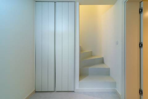 Apartamento T3+1 com pátio e piscina junto à icónica Av. da Liberdade
