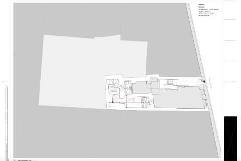 Apartamento T3+1 com pátio e piscina junto à icónica Av. da Liberdade
