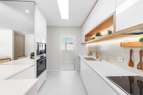 Apartamento T2+1 num prédio com jardim, Matosinhos Sul, Porto