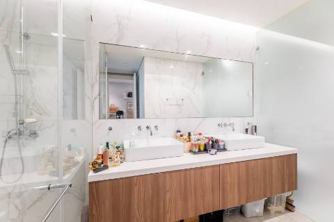 Apartamento T2, com terraço privativo e estacionamento no Centro Histórico de Cascais