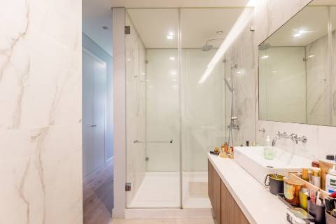 Apartamento T2, com terraço privativo e estacionamento no Centro Histórico de Cascais