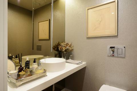 Apartamento T4 com varanda no Pinheiro Manso