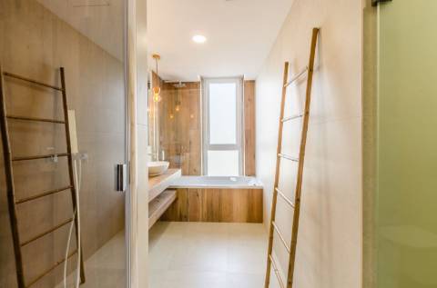 Apartamento T2 + 1 junto às Amoreiras