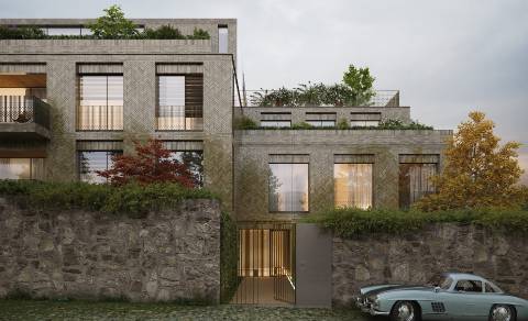 Apartamento T3 com varanda, na Foz do Douro, Porto