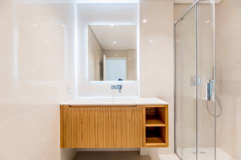 Fantástico apartamento T3 com terraço grande e dois lugares de estacionamento na Parede