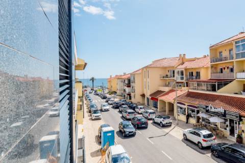 Fantástico apartamento T3 com terraço grande e dois lugares de estacionamento na Parede