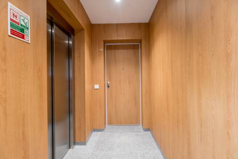 Fantástico apartamento T3 com terraço grande e dois lugares de estacionamento na Parede