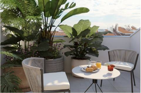 Apartamento T2, com varanda e 1 lugar de garagem