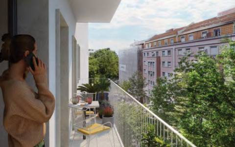 Apartamento T3, com duas varandas e 1 lugar de garagem