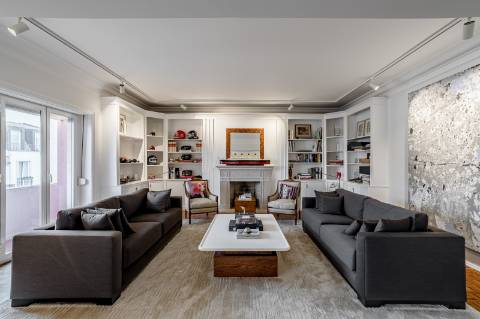 Apartamento T4+1 na Estrela