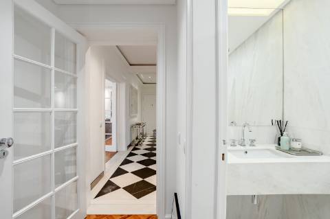 Apartamento T4+1 na Estrela