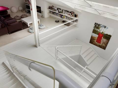 Loft com duplo pé direito, pátio e garagem no coração da Lapa!