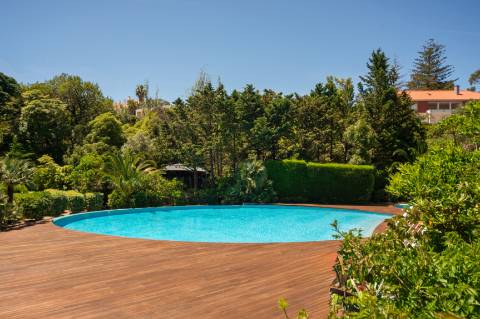 Moradia T5+1 no coração do Estoril