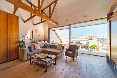 T3+1 com Terraço e Vista Cidade e Rio no Príncipe Real