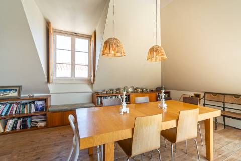 T3+1 com Terraço e Vista Cidade e Rio no Príncipe Real