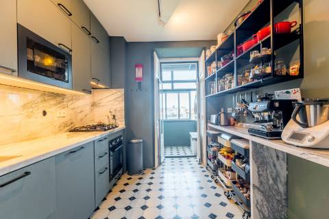 Apartamento de Charme T4 com Elevador e Estacionamento