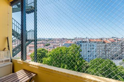 Apartamento de Charme T4 com Elevador e Estacionamento