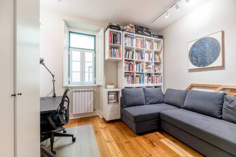 Apartamento de Charme T4 com Elevador e Estacionamento