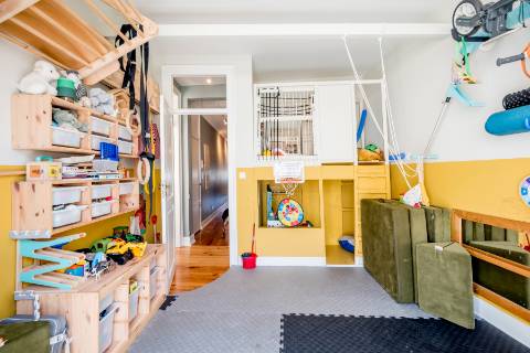 Apartamento de Charme T4 com Elevador e Estacionamento