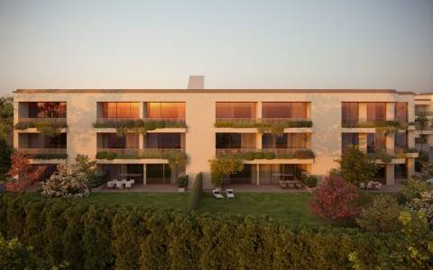 Apartamento T4 com varanda, na Foz do Douro, Porto