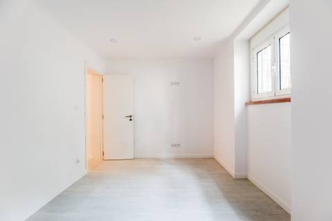 T1 totalmente recuperado no Bairro do Rego