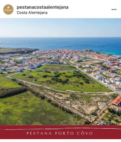 Villa com 3 quartos, terraço e piscina no Condominio Porto Covo Village