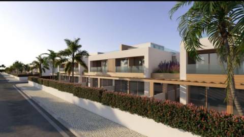 Villa com 3 quartos, terraço e piscina no Condominio Porto Covo Village