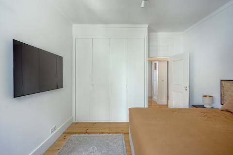 Apartamento T3 de charme com estacionamento junto à Avenida da Liberdade